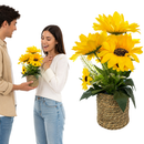 Canasta Floral Decorativa con Girasoles Amarillos