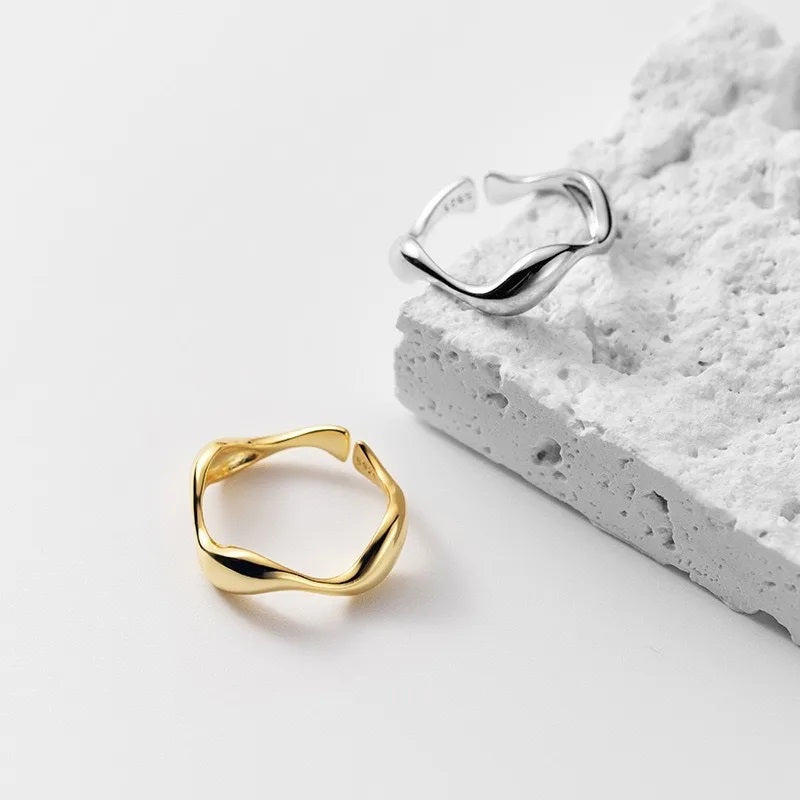 Anillo De Ondas Trenzado Delicado Ajustable Para Mujer